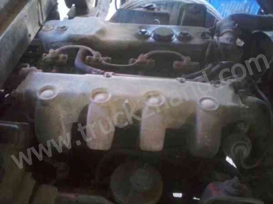 รถบรรทุก 6 ล้อ ยี่ห้อ ISUZU