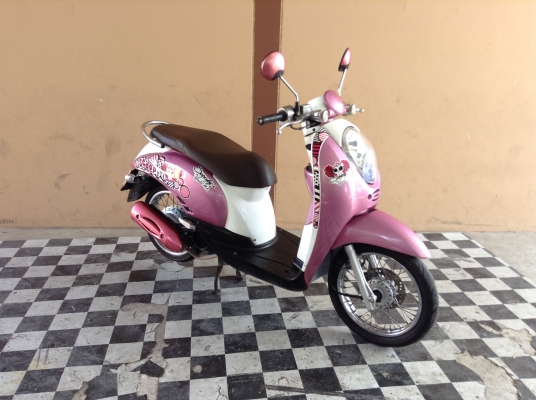 ขาย!!!สกู๊ปปี้ไอ ปี53 รถเครื่องดีคับ มีเล่มทะเบียนครบ ภาษีไม่หมด