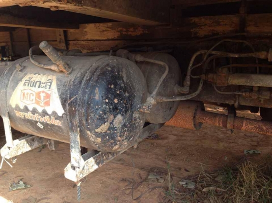 **395,000 บ.ต่อรอง**ขาย10ล้อเพลาเดียวล่อง HINO KT925 เครื่องเดิมเกียร์เดิม EH700 168แรง เครื่องดีไม่เยิ้ม แรงดี  ช่วงล่างเดิม คัสซีสวยเดิมไม่ปะไม่ดาม กระบะพื้นเหล็กคอกเหล็กกล่องสภาพดี ไม่ผุ ยางดี10เส้น หัวบางเดิมไม่ผุ ภายในเก๋งดีคอนโซลครบ พ.พาวเวอร์ เบรคก