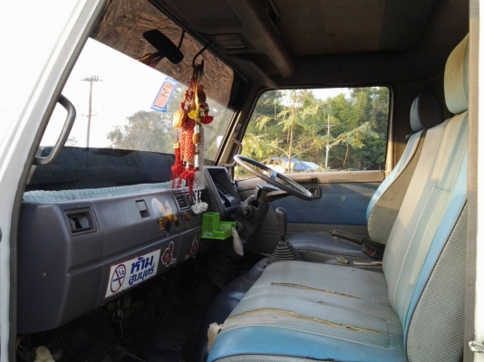 HINO 2WELA เครื่อง 120 เพาเวอร์ แอร์มี Fหน้าหลัง ยาว 4.3 เมตร ห้างแท้ปี39