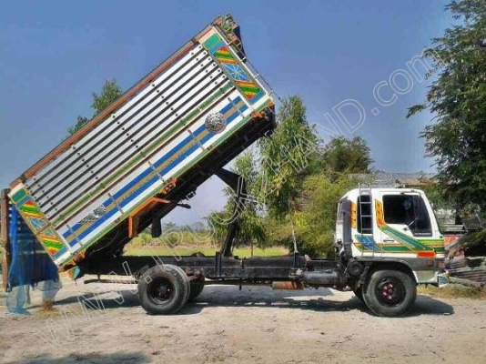 รถบรรทุก 6 ล้อดั๊มพ์ ยี่ห้อ HINO รุ่น สิงค์ไฮเทค รถบรรทุก 6 ล้อดั๊มพ์ ยี่ห้อ HINO รุ่น สิงค์ไฮเทค