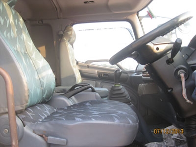 ขายหกล้อ Mega 212 ปลายปี 48 ตู้สิบบาน 7.2 m รถสวยสภาพดี โทร 088-4501277