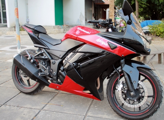 Ninja250r 2010 สวยๆ+แต่งเล็กน้อย