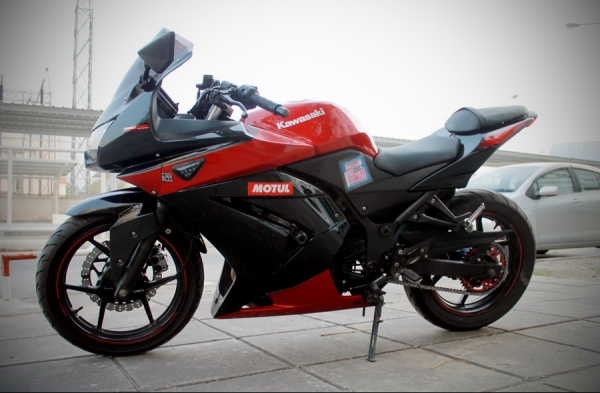 Ninja250r 2010 สวยๆ+แต่งเล็กน้อย
