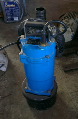 Sell> ปั้มแช่ ไดโว่ 2 แรง(HP) ไฟ 3 สาย 380 V. ของใหม่ไม่เคยใช้งาน ขายราคาถูกครับ