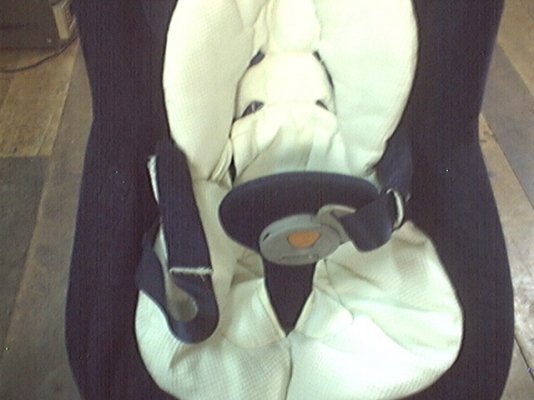 ขายที่นั่งเด็กเล๋กในรถ