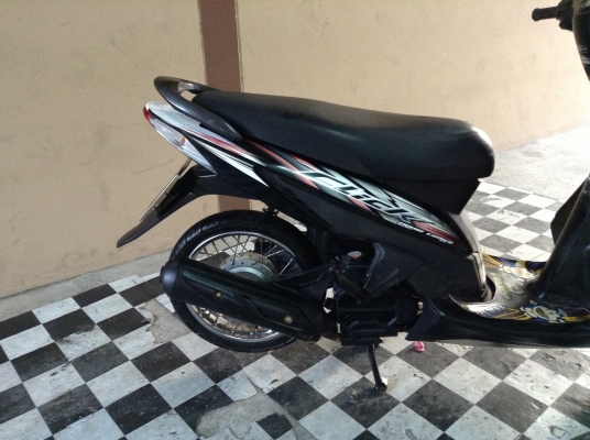 ขาย!!!ฮอนด้าคลิ๊ก ปี50 รถเครื่องดีคับ มีเล่มทะเบียนครบ ขาย!!!ฮอนด้าคลิ๊ก ปี50 รถเครื่องดีคับ มีเล่มทะเบียนครบ