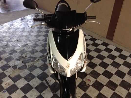 ขาย!!!ฮอนด้าคลิ๊ก ปี50 รถเครื่องดีคับ มีเล่มทะเบียนครบ ขาย!!!ฮอนด้าคลิ๊ก ปี50 รถเครื่องดีคับ มีเล่มทะเบียนครบ