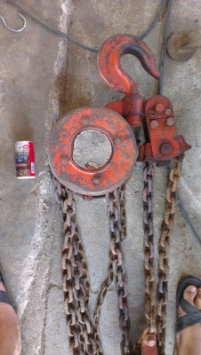 Sell> รอกโซ่มือสอง ตราช้างแท้ๆ Elephant 5 Tons Japan ครับ โซ่ขนาด 3 หุลครึ่ง ยาว 8 เมตร ครับ