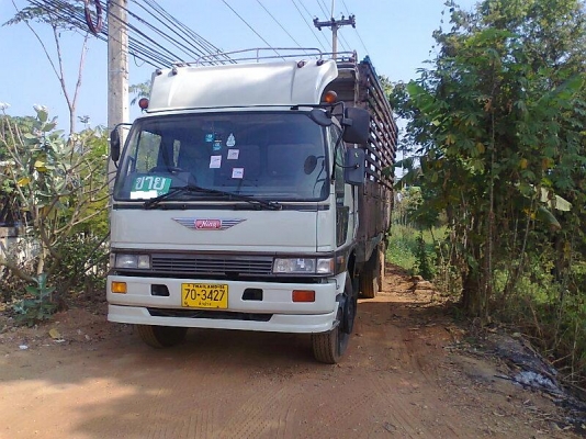 สิบล้อ HINO FL 3H ปี36 ถ้าไม่ต้องการกระบะไม้ลดให้อีก หมื่นหนึ่ง