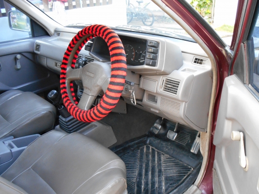 ขายด่วน Isuzu TFR ปี37 สีแดง เพาว์เวอร์ ล้อแม็ค ภายในสวยต่อรองได้