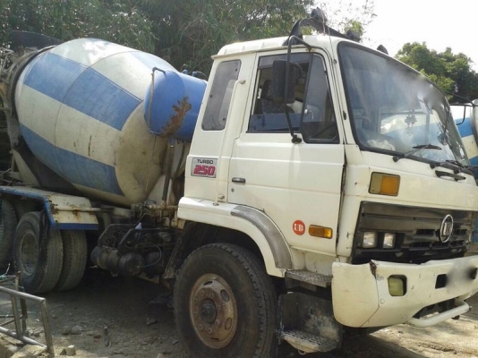 รถนิสสัน 10 ล้อ โม่ปูม CW431 250 แรงม้า. สนใจติดต่อ 081 - 6079515 รถนิสสัน 10 ล้อ โม่ปูม CW431 250 แรงม้า. สนใจติดต่อ 081 - 6079515