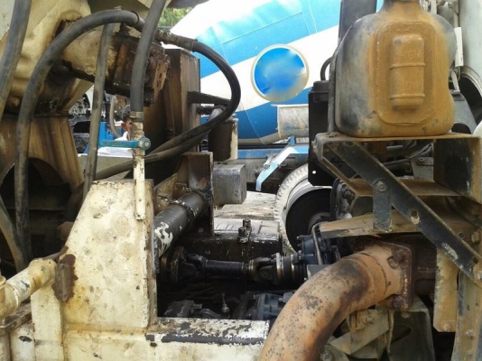 รถนิสสัน 10 ล้อ โม่ปูม CW431 250 แรงม้า. สนใจติดต่อ 081 - 6079515 รถนิสสัน 10 ล้อ โม่ปูม CW431 250 แรงม้า. สนใจติดต่อ 081 - 6079515