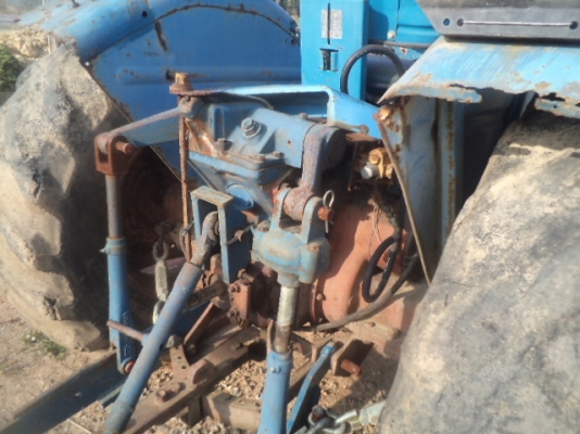 นาทีทองต้องการขาย รถไถ LEY LAND MODEL 272  71 HP ราคาวันนี้ลดอีกทีครับเคาะครั้งสุดท้าย เหลือเต็มๆ 90000