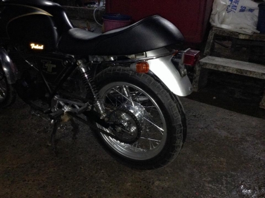 ขาย Clubman 400 หรือ GB 400 ราคา 53000 อยู่บางซื่อ คุยได้ เบอร์ 0910902214