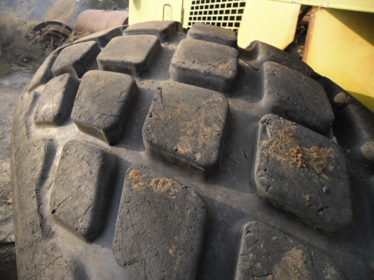 ขายรถบดแบบสั่น SAKAI SV500TF สองเปลือกสองเพลาเดิมๆเอกสารทะเบียน ขายรถบดแบบสั่น SAKAI SV500TF สองเปลือกสองเพลาเดิมๆเอกสารทะเบียน