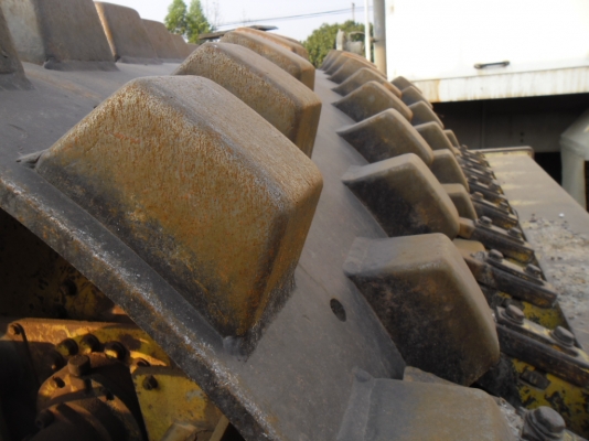 ขายรถบดแบบสั่น SAKAI SV500TF สองเปลือกสองเพลาเดิมๆเอกสารทะเบียน ขายรถบดแบบสั่น SAKAI SV500TF สองเปลือกสองเพลาเดิมๆเอกสารทะเบียน