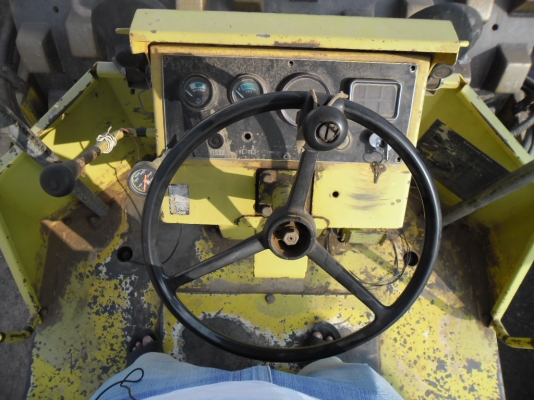 ขายรถบดแบบสั่น SAKAI SV500TF สองเปลือกสองเพลาเดิมๆเอกสารทะเบียน ขายรถบดแบบสั่น SAKAI SV500TF สองเปลือกสองเพลาเดิมๆเอกสารทะเบียน