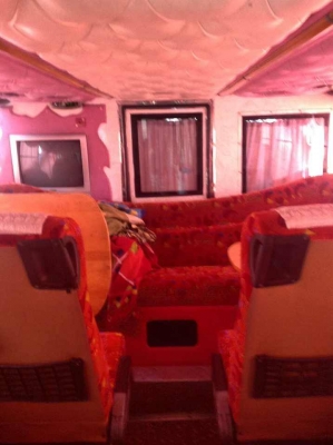 ขายรถบัส แต่งแล้ว 3.5 ต่อรองได้