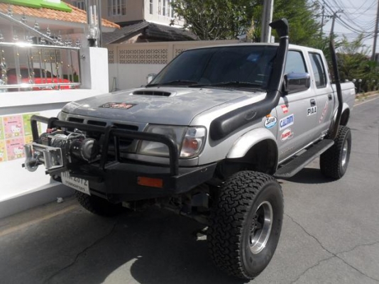 ขายออฟโรด nissan frontira  ปี02