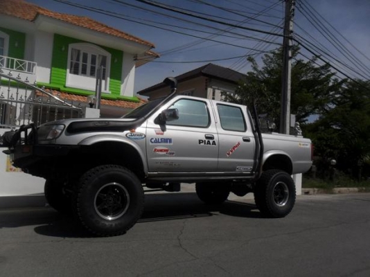 ขายออฟโรด nissan frontira  ปี02