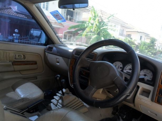 ขายออฟโรด nissan frontira  ปี02