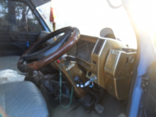 ขายด่วน รถ6ล้อ ISUZU NPR 4BE1 เครือง115แรงม้า ติดเครนเฮี๊ยบ TADANO SUPER Z รุ่นใหม่ ท้องV 2.5ตัน 3ปลอก2ชัก ของใหม่ ยางล้อหน้าใหม่ เรเดียล2เส้น กระบะคาร์โก้พื้นเหล็กยาว4.50เมตร ขายด่วน รถ6ล้อ ISUZU NPR 4BE1 เครือง115แรงม้า ติดเครนเฮี๊ยบ TADANO SUPER Z รุ่นใหม่ ท้องV 2.5ตัน 3ปลอก2ชัก ของใหม่ ยางล้อหน้าใหม่ เรเดียล2เส้น กระบะคาร์โก้พื้นเหล็กยาว4.50เมตร