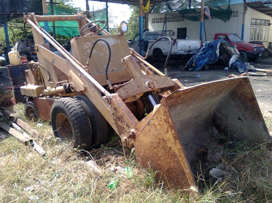 ขายครับ รถตักเล็ก 6 ล้อ SD10 แบบขาตั้กกระแตน