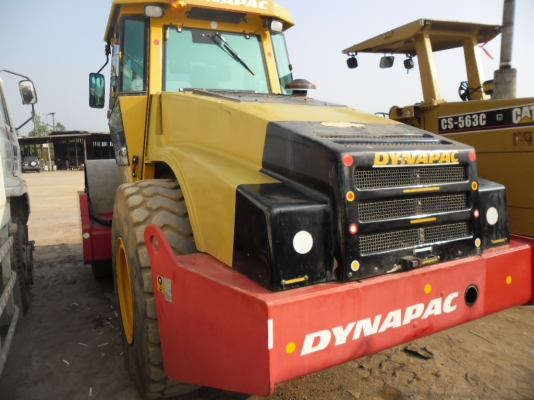 ขายรถบดแบบสั่น DYNAPAC CA152 สวยมากๆสภาพพร้อมใช้เอกสารทะเบียน