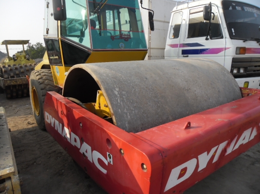 ขายรถบดแบบสั่น DYNAPAC CA152 สวยมากๆสภาพพร้อมใช้เอกสารทะเบียน