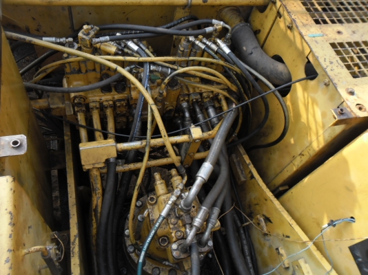 ขายรถแบคโฮ CAT320V2-2DL สภาพเช็คระบบใหม่ทั้งคันเครื่องดีปั้มดีไฟฟ้าครบเอวแน่นโซ่ 70\% เอกสารทะเบียน