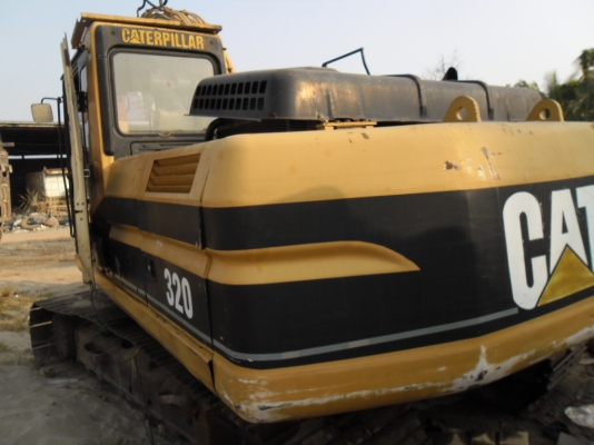 ขายรถแบคโฮ CAT320V2-2DL สภาพเช็คระบบใหม่ทั้งคันเครื่องดีปั้มดีไฟฟ้าครบเอวแน่นโซ่ 70\% เอกสารทะเบียน