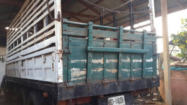 HINO  KT  925  เครื่องEH700    10ล้อเพลาเดียว