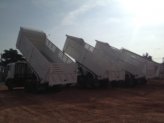 ศูนย์รวมรถบรรทุกมือสอง เกรด A สวยๆมีหลายคันจดทะเบียนมีเล่มแล้วถึงทำ รถนอกรถในสภาพเหมือนใหม่ป้ายแดงรับประกัน เครื่องยนต์ เกียร์ เฟืองท้าย ระบบไฟ ระบบแอร์ 30 วัน เข้ามาดูก่อนครับ ปรับราคาใหม่ ถูกกว่าเดิมครับขายแบบราคากันเองครับ โทรสอบถามราคาได้ครับ