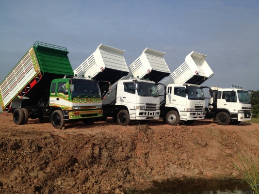 ศูนย์รวมรถบรรทุกมือสอง เกรด A สวยๆมีหลายคันจดทะเบียนมีเล่มแล้วถึงทำ รถนอกรถในสภาพเหมือนใหม่ป้ายแดงรับประกัน เครื่องยนต์ เกียร์ เฟืองท้าย ระบบไฟ ระบบแอร์ 30 วัน เข้ามาดูก่อนครับ ปรับราคาใหม่ ถูกกว่าเดิมครับขายแบบราคากันเองครับ โทรสอบถามราคาได้ครับ