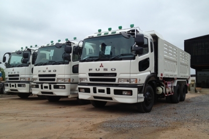 ศูนย์รวมรถบรรทุกมือสอง เกรด A สวยๆมีหลายคันจดทะเบียนมีเล่มแล้วถึงทำ รถนอกรถในสภาพเหมือนใหม่ป้ายแดงรับประกัน เครื่องยนต์ เกียร์ เฟืองท้าย ระบบไฟ ระบบแอร์ 30 วัน เข้ามาดูก่อนครับ ปรับราคาใหม่ ถูกกว่าเดิมครับขายแบบราคากันเองครับ โทรสอบถามราคาได้ครับ