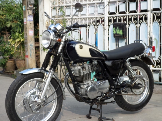 วุฒินนบุรี// ขาย SR400cc. ปี99 เลขเต็มรถประกอบใหม่ๆมือ1เมืองไทยเก็บงานมาแล้วคับสวยๆไสๆ