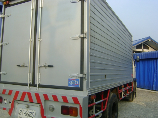 ขายรถ6ล้อ HINO FF1J 210 แรง เครื่องเทอร์โบว์อินเตอร์ JO8C แอร์เย็นเครื่องดี คัชชีสวยไม่มีที่ติ รถห้างแท้ ปี 2545 สภาพพร้อมใช้งาน ยาว5.50เมตร ยางเลเดียน 6 เส้น มาดูไม่ผิดหวังครับ ขายรถ6ล้อ HINO FF1J 210 แรง เครื่องเทอร์โบว์อินเตอร์ JO8C แอร์เย็นเครื่องดี คัชชีสวยไม่มีที่ติ รถห้างแท้ ปี 2545 สภาพพร้อมใช้งาน ยาว5.50เมตร ยางเลเดียน 6 เส้น มาดูไม่ผิดหวังครับ