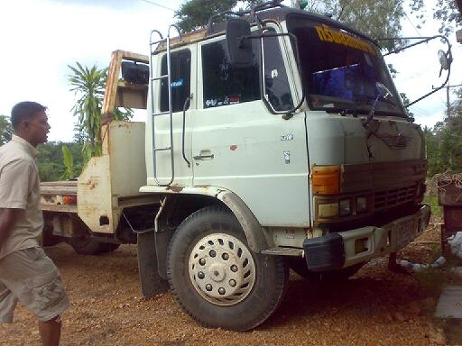 (ขายแพ็คคู่)SK60-3 yutani+6ล้อท้ายลาดFF18 (ขายแพ็คคู่)SK60-3 yutani+6ล้อท้ายลาดFF18