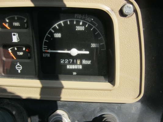 ขายด่วนรถไถนาคูโบต้า L 3202 DT-M 4WD 4X4 เพาเวอร์สวยๆ เดิมๆ พร้อมอุปกร์ใบมีดดันหน้า-ผานหลังสวยๆ ขายด่วนรถไถนาคูโบต้า L 3202 DT-M 4WD 4X4 เพาเวอร์สวยๆ เดิมๆ พร้อมอุปกร์ใบมีดดันหน้า-ผานหลังสวยๆ