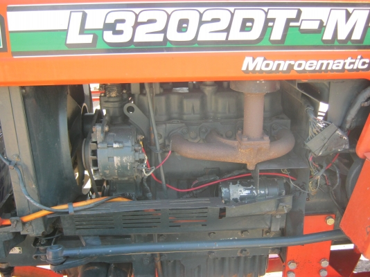 ขายด่วนรถไถนาคูโบต้า L 3202 DT-M 4WD 4X4 เพาเวอร์สวยๆ เดิมๆ พร้อมอุปกร์ใบมีดดันหน้า-ผานหลังสวยๆ ขายด่วนรถไถนาคูโบต้า L 3202 DT-M 4WD 4X4 เพาเวอร์สวยๆ เดิมๆ พร้อมอุปกร์ใบมีดดันหน้า-ผานหลังสวยๆ