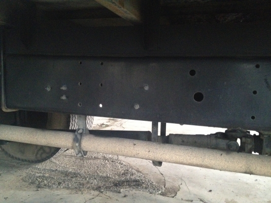 ขาย 6 ล้อ ISUZU FTR 200 ตู้ 10 บาน ปี 47 ขาย 6 ล้อ ISUZU FTR 200 ตู้ 10 บาน ปี 47