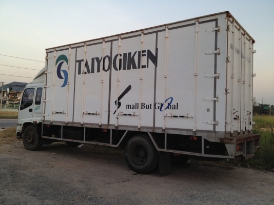 ขาย 6 ล้อ ISUZU FTR 200 ตู้ 10 บาน ปี 47 ขาย 6 ล้อ ISUZU FTR 200 ตู้ 10 บาน ปี 47