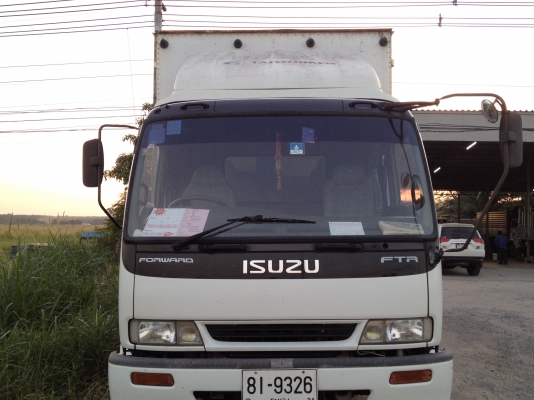 ขาย 6 ล้อ ISUZU FTR 200 ตู้ 10 บาน ปี 47 ขาย 6 ล้อ ISUZU FTR 200 ตู้ 10 บาน ปี 47