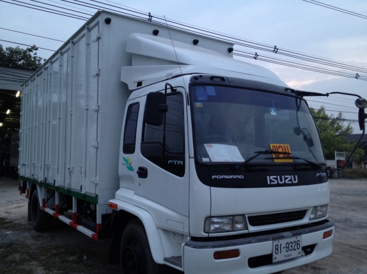 ขาย 6 ล้อ ISUZU FTR 200 ตู้ 10 บาน ปี 47 ขาย 6 ล้อ ISUZU FTR 200 ตู้ 10 บาน ปี 47