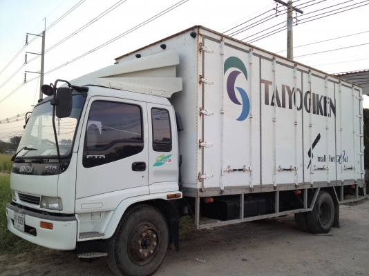 ขาย 6 ล้อ ISUZU FTR 200 ตู้ 10 บาน ปี 47 ขาย 6 ล้อ ISUZU FTR 200 ตู้ 10 บาน ปี 47