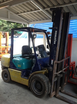 ขาย ฟอล์คลิฟต์ 3.0 ตัน ยกสูง 4 เมตร  KOMATSU FD30-12 / 1999