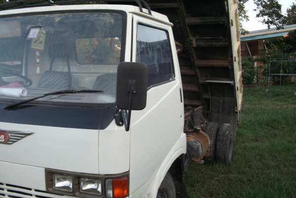 KM777 WO4D 117แรงม้า Fหลัง ดั๊ม  4ตัน เล่มทะเบียน