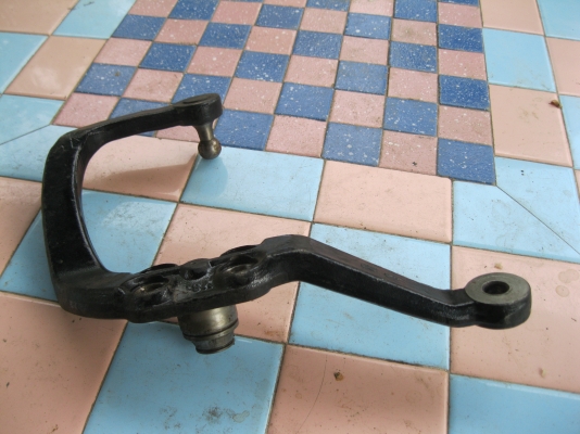 ต้องการขาย 106 มีจำนวนหลายอัน อันละ 2500บ. ติดต่อที่ 081-8235492