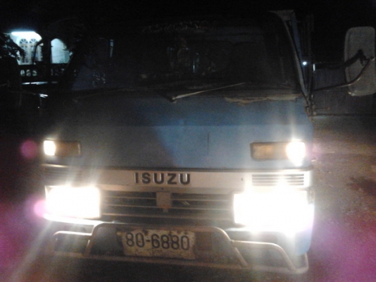 ขาย 6ล้อ ISUZU TL85 เครื่องใหญ่ ช่วงล่างใหญ่ วางเครื่องISUZU110ฝาขาว/ลงเล่มเรียบร้อย เครื่องแห้ง แน่น ไม่หลวม ไม่ไอ ช่วงล่างใหญ่ ของ110 ไม่มีส่าย คัสซีดีไม่ดามไม่ผุ ยาง7.5 ดี6เส้น กระบะยาว4.30ม.พื้นเหล็กคอกเหล็ก ไม่ผุ หัวดี ภายในดี เบาะสวย***ขายแล้วครับขอ